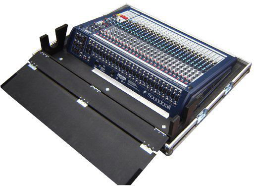 Soundcraft GB2  24 Flight Case with Dog Box 